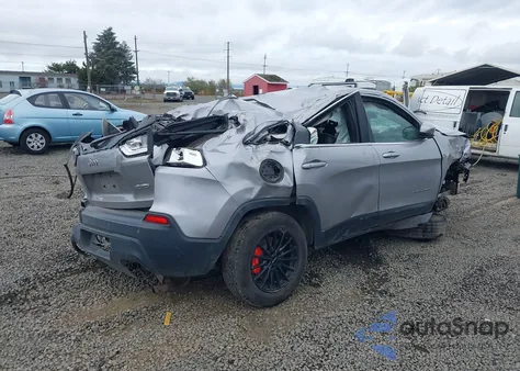 2019 Jeep Cherokee Latitude Plus 4X4 z USA, uszkodzony, nr VIN 1C4PJMLX8KD107272
